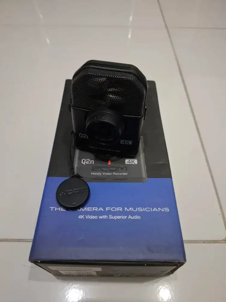 Kamera ZOOM Q2N 4K