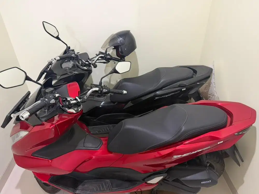 Motor pcx tahun 2023 dan 2024