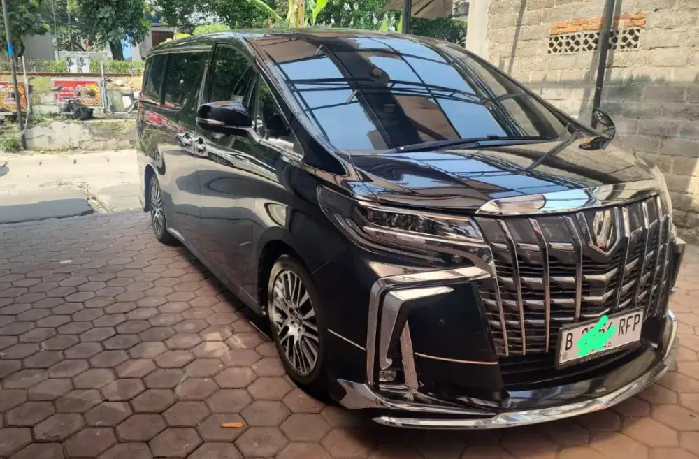 Toyota Alphard 2015
