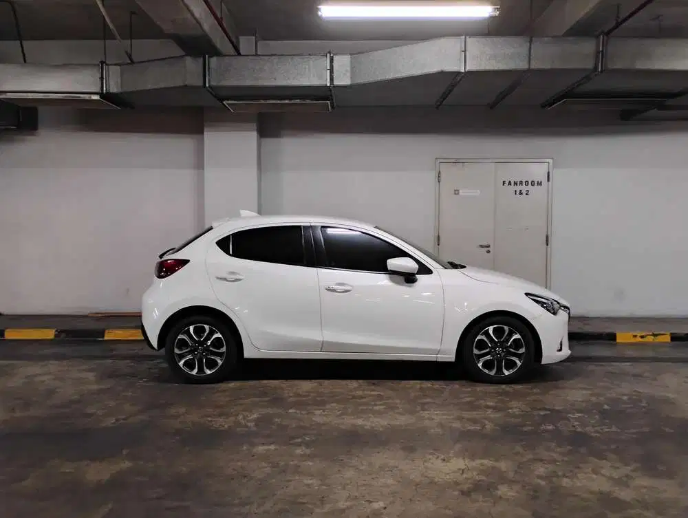 Mazda 2 2017 Bensin