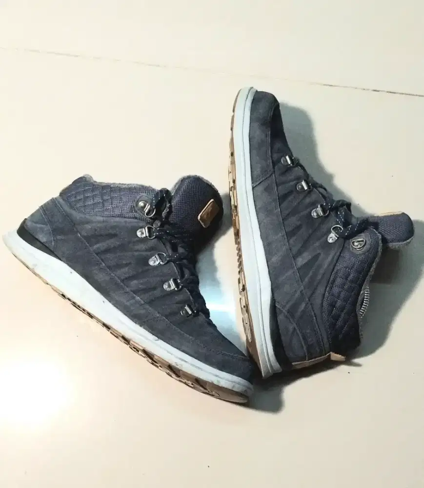 Salomon Vintage Casual cut mid 41/26