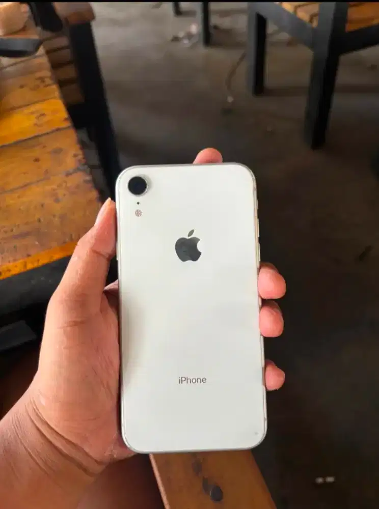 Iphone XR 128GB White Resmi Ibox
