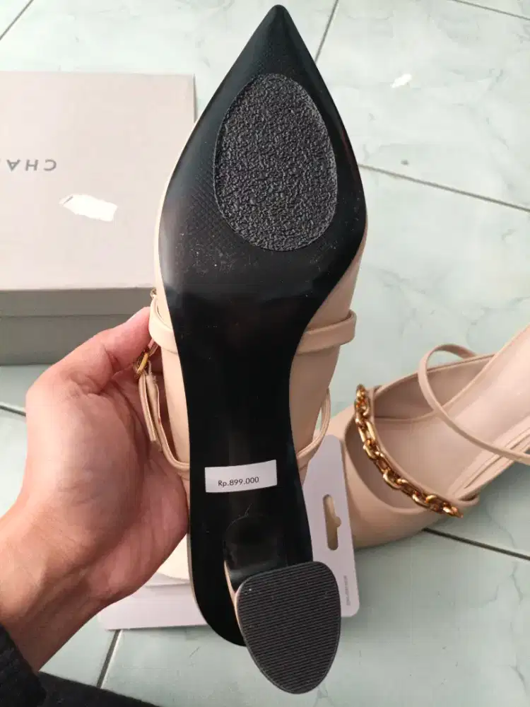 Heels Charles & Keith