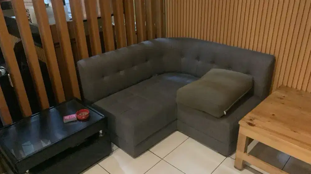 Kursi rumah atau untuk usaha