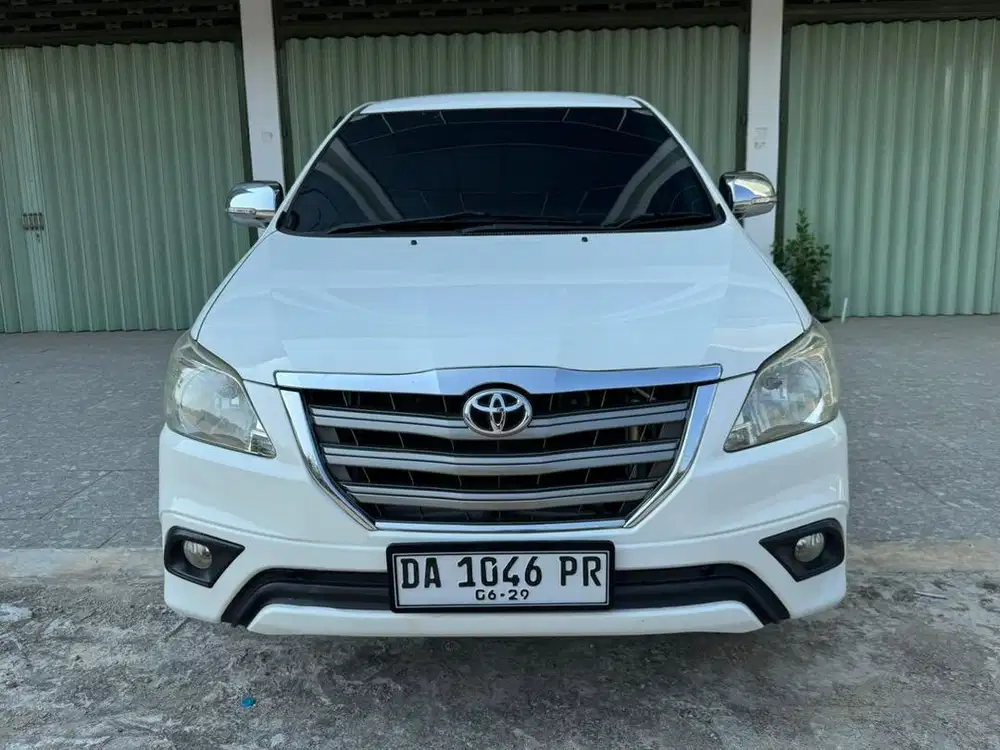 Innova G Matic 2,0 Bensin Istimewa