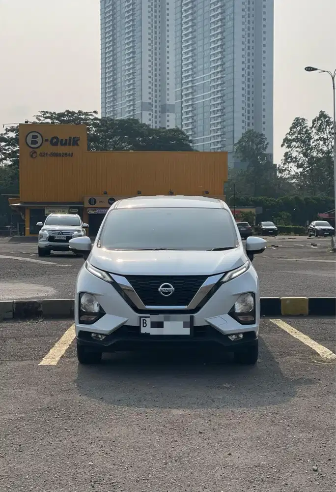NISSAN LIVINA VE 1.5 AT MATIC 2019 PUTIH, KM 60RB