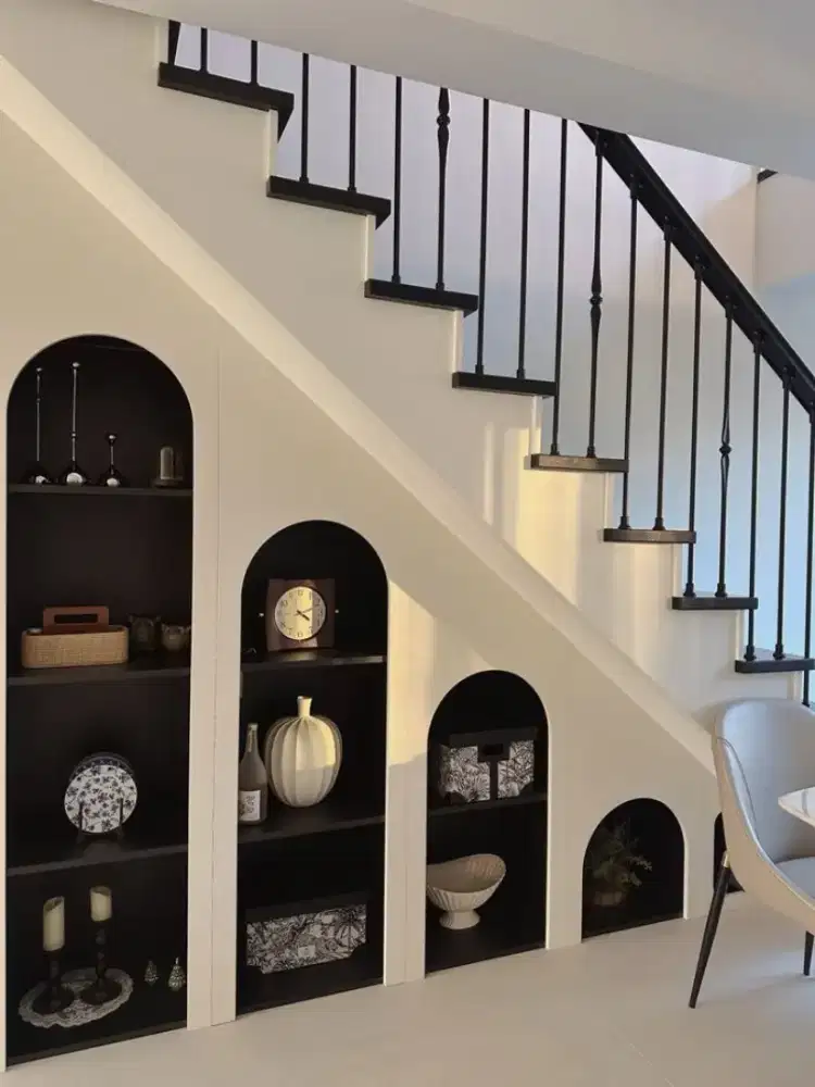 Storage bawah tangga