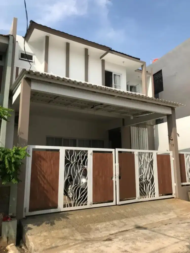 Dijual Rumah Furnished 2 Lantai di Galaxy Bekasi