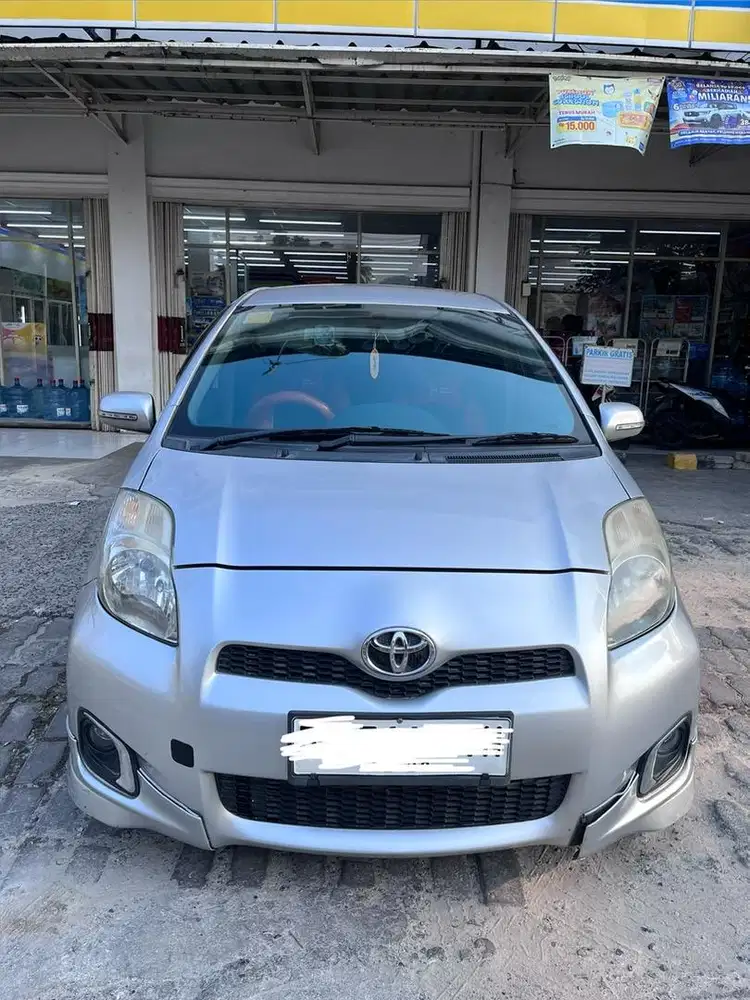 TOYOTA YARIS E MATIC