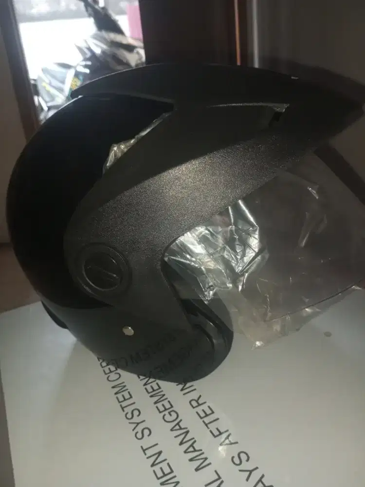 Helm honda baru