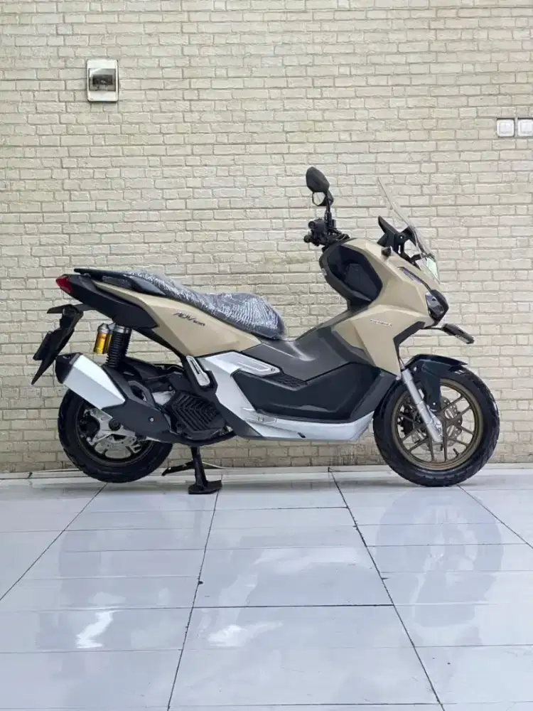 ODO 5RB‼️ Honda ADV 160 ABS 2024 Simpanan
- Mustika Motoshop