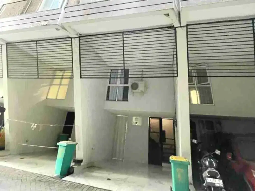 Rumah Compact Modern Minimalis di Kalibata Jaksel