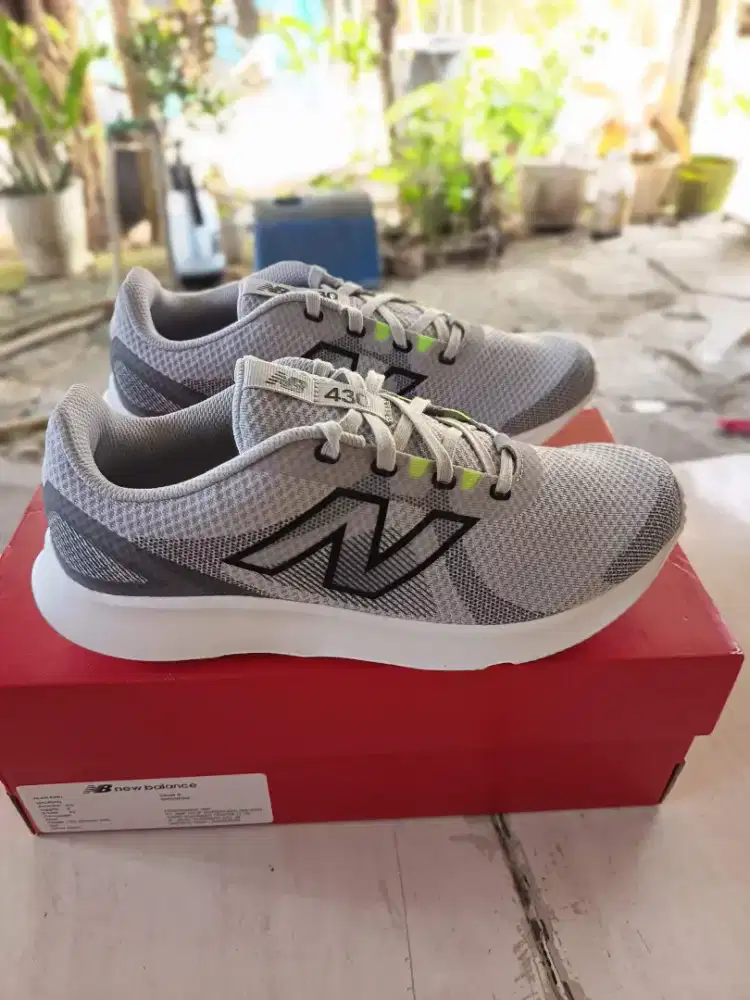 Sepatu Running New Balance 430