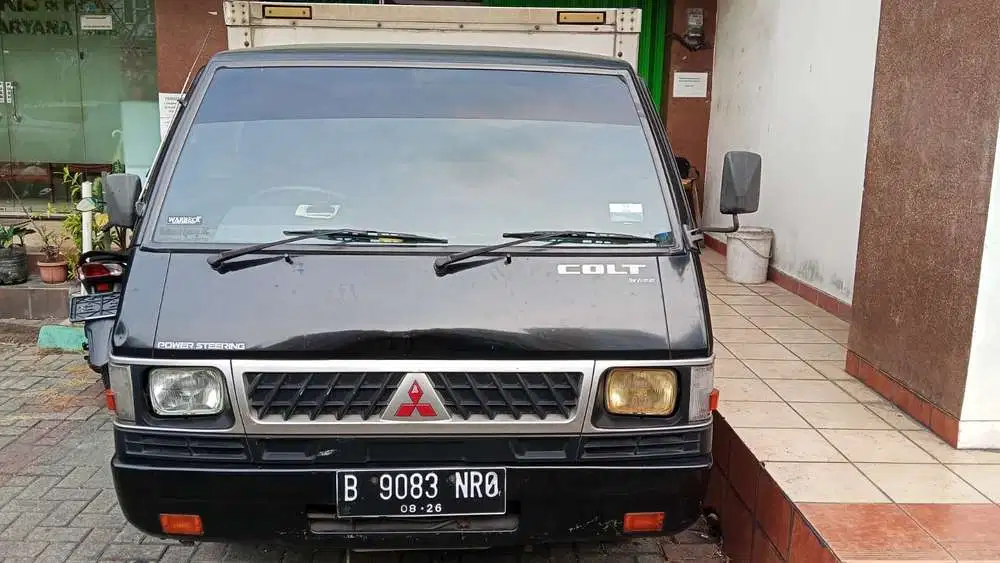 Mitsubishi Box L300 2013 Diesel