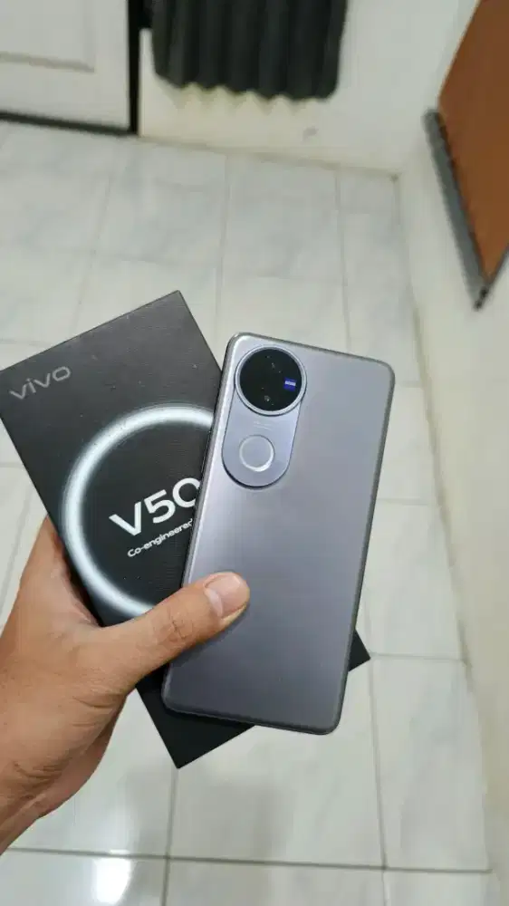 Vivo V50 5G 12/512
