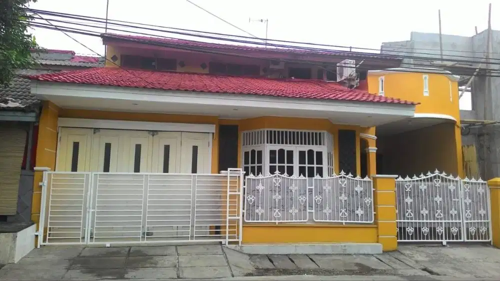 Rumah disewakan per Tahun, dekat pintu toll Jor