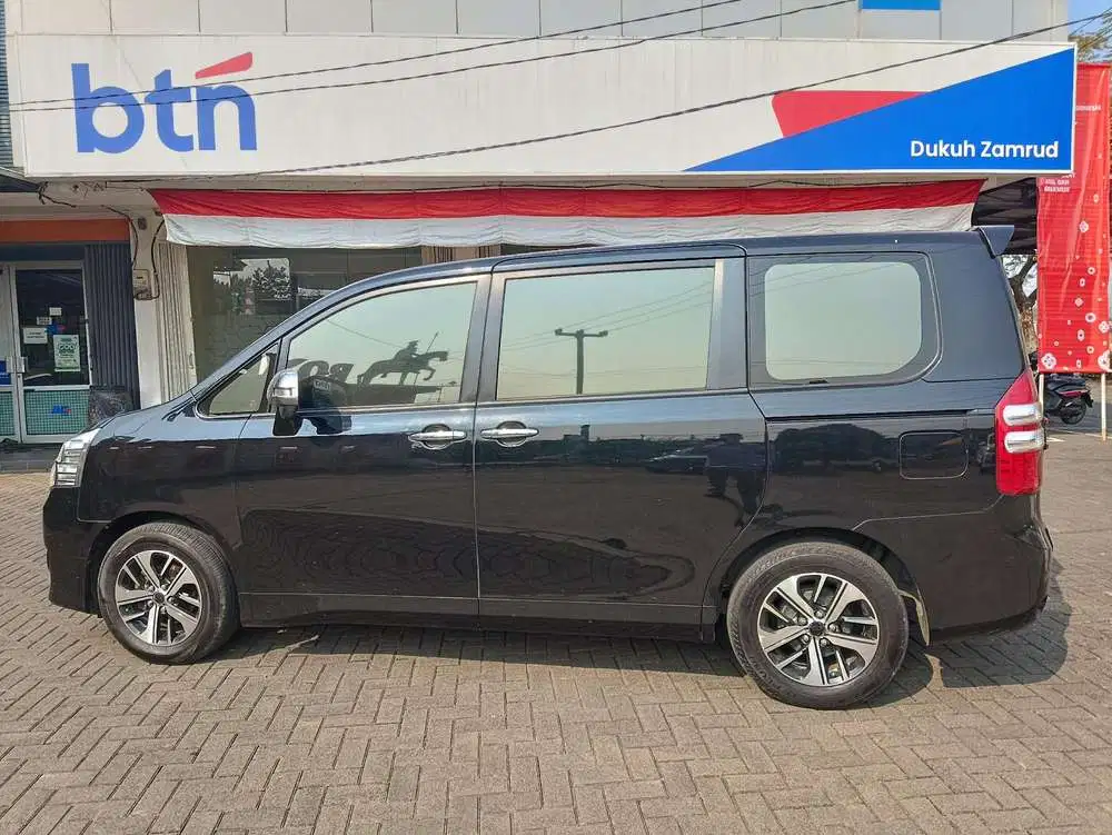 Toyota Nav1 2015 Bensin