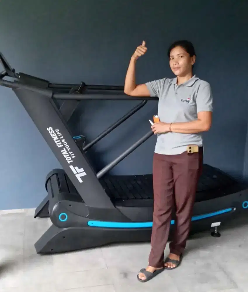 TREADMILL COMERCIAL.MANUAL CURVE TL 800 ALAT FITNESS GYM CENTER