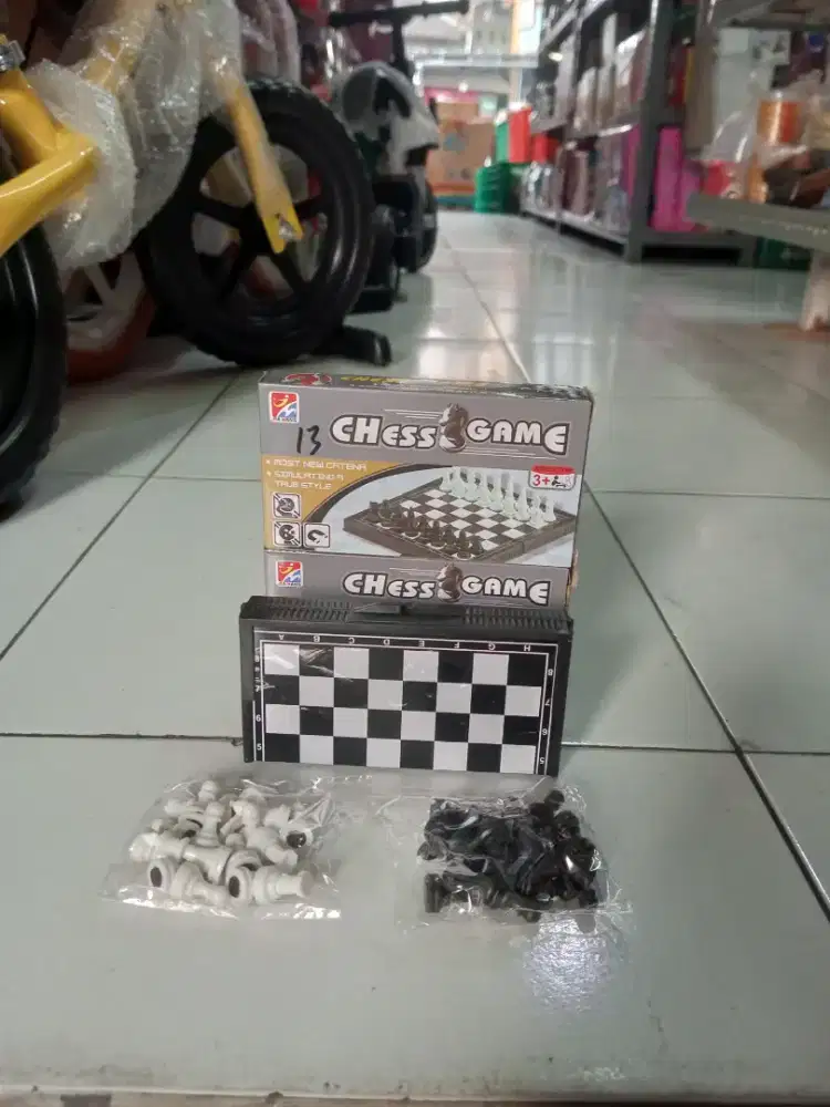 Mainan Anak Papan catur mini magnet
