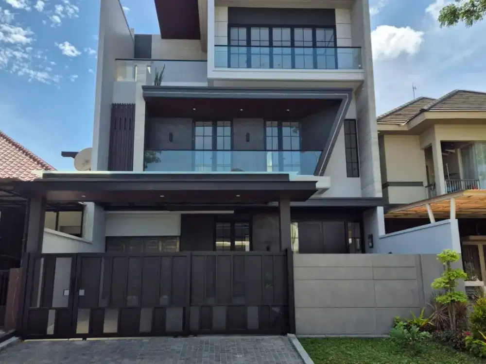 Dijual Rumah Baru 3 Lantai Citraland