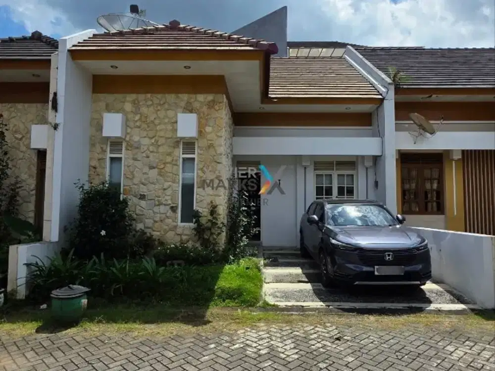 DIJUAL Villa Minimalis Dg Furnish Cocok untuk Keluarga Siap Huni Lingkungan Tenang View Pegunungan Dekat Wisata dan Alun-alun di Kusuma Pesanggrahan