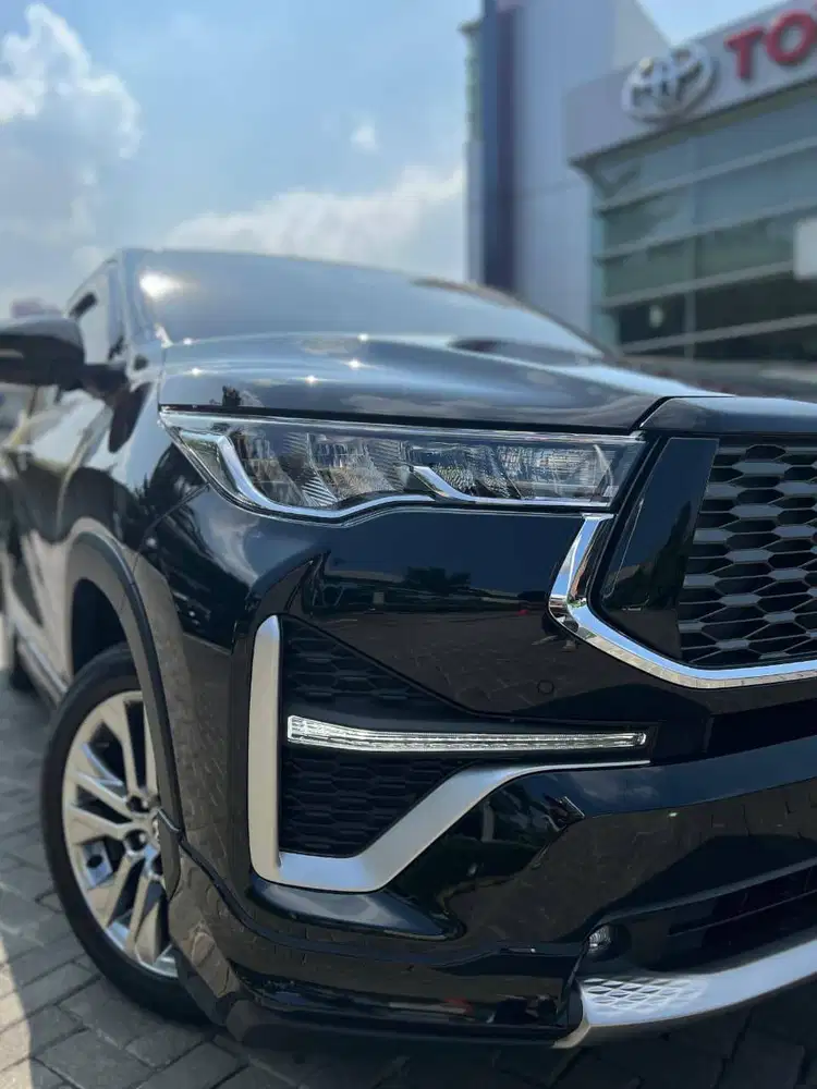 NEW TOYOTA Zenix HEV