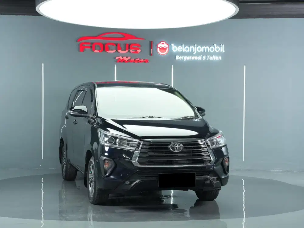 Km 30rb toyota kijang innova v diesel 2021 hitam matic