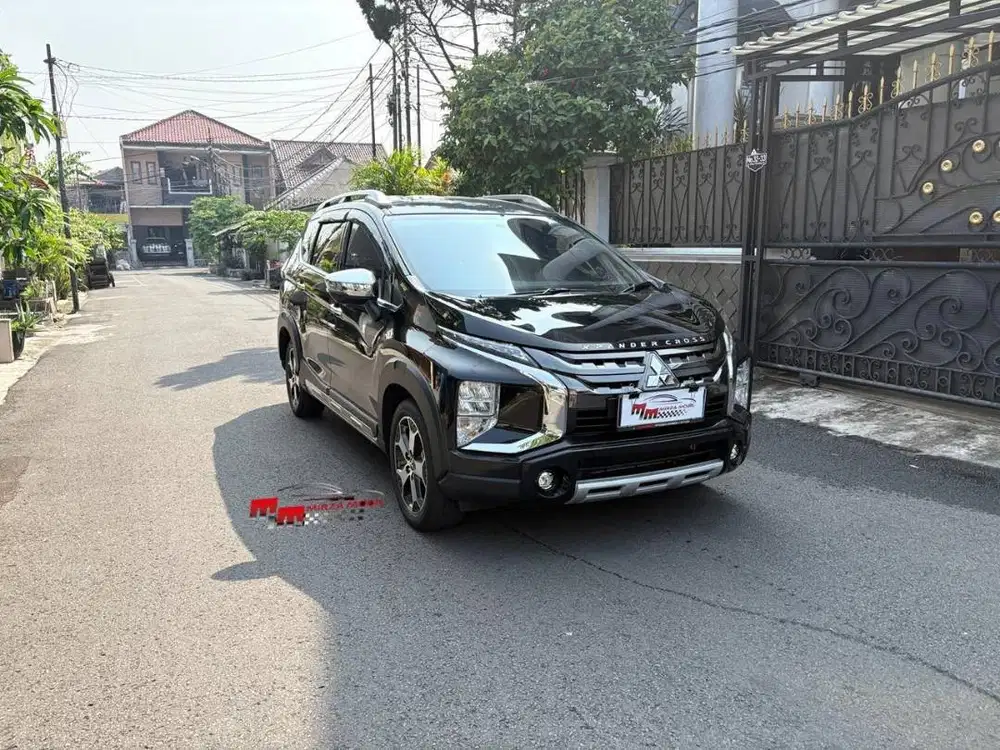 Mitsubishi Xpander Cross 1.5 AT 2021 Hitam