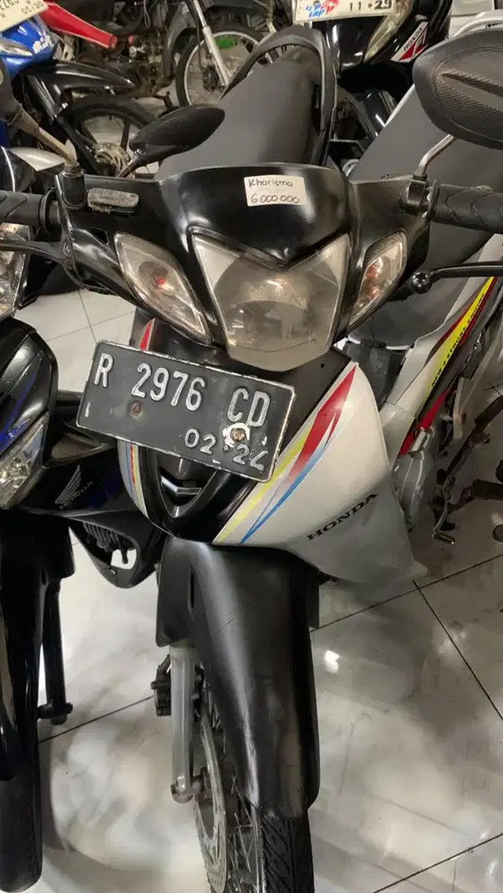 Honda kharisma tahun 2004