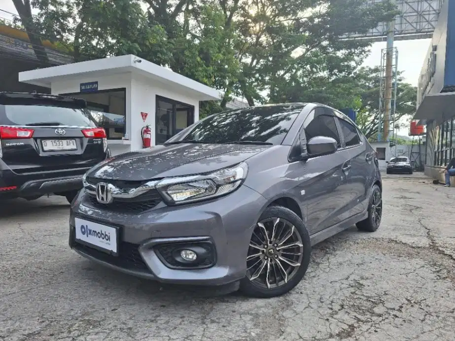 DP MURAH Honda Brio Satya 1.2 E Bensin-AT 2021 Abu CJFEB