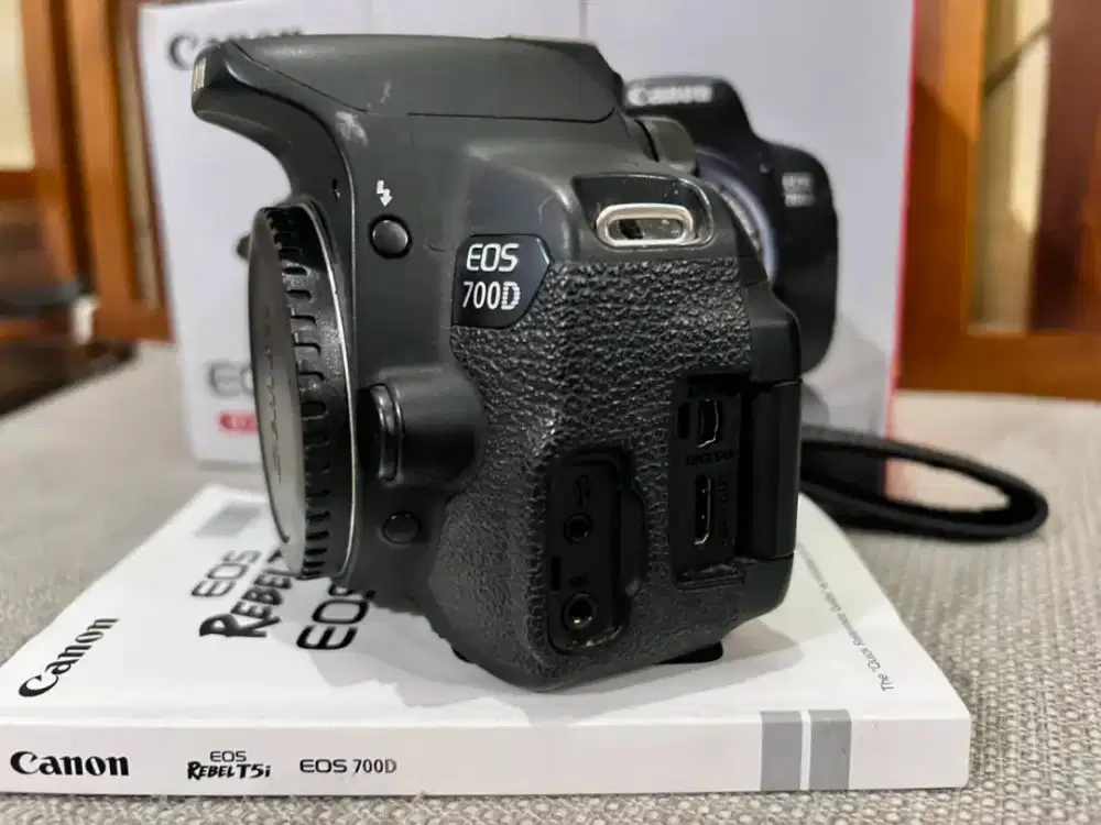 Untuk dijual Canon 700d