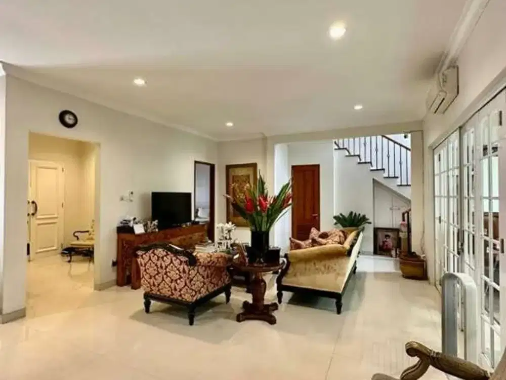 Dijual Rumah Kebayoran Baru Panglima Polim Jakaarta Selatan