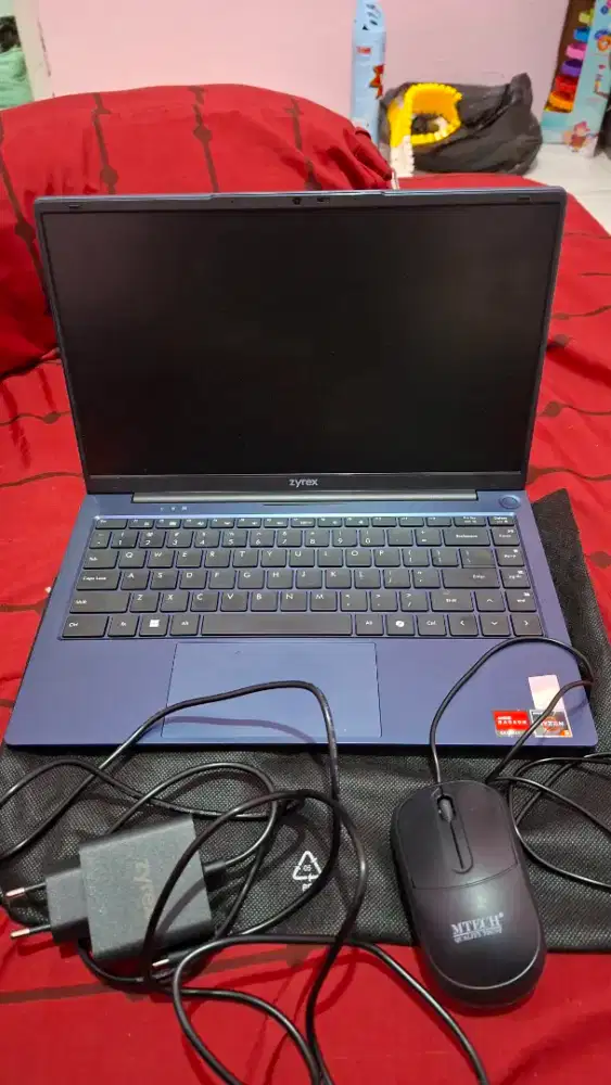 DIJUAL LAPTOP ZYREX - RYZEN 5