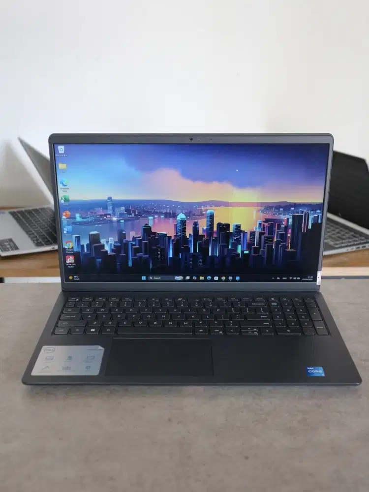 Laptop Dell 3520 i5 Gen 12 RAM 16GB Layar 15.6inch 120Hz Garansi
