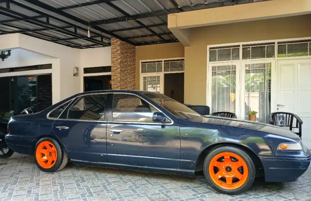 Nissan cefiro a31 th 93 SV
