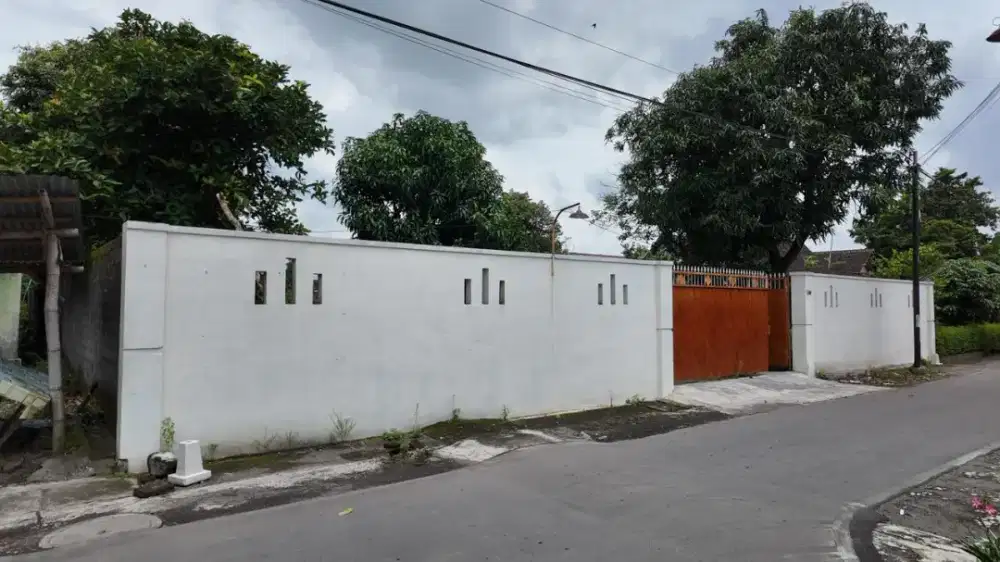 Tanah 1402m Bolon Colomadu dekat Kota Solo