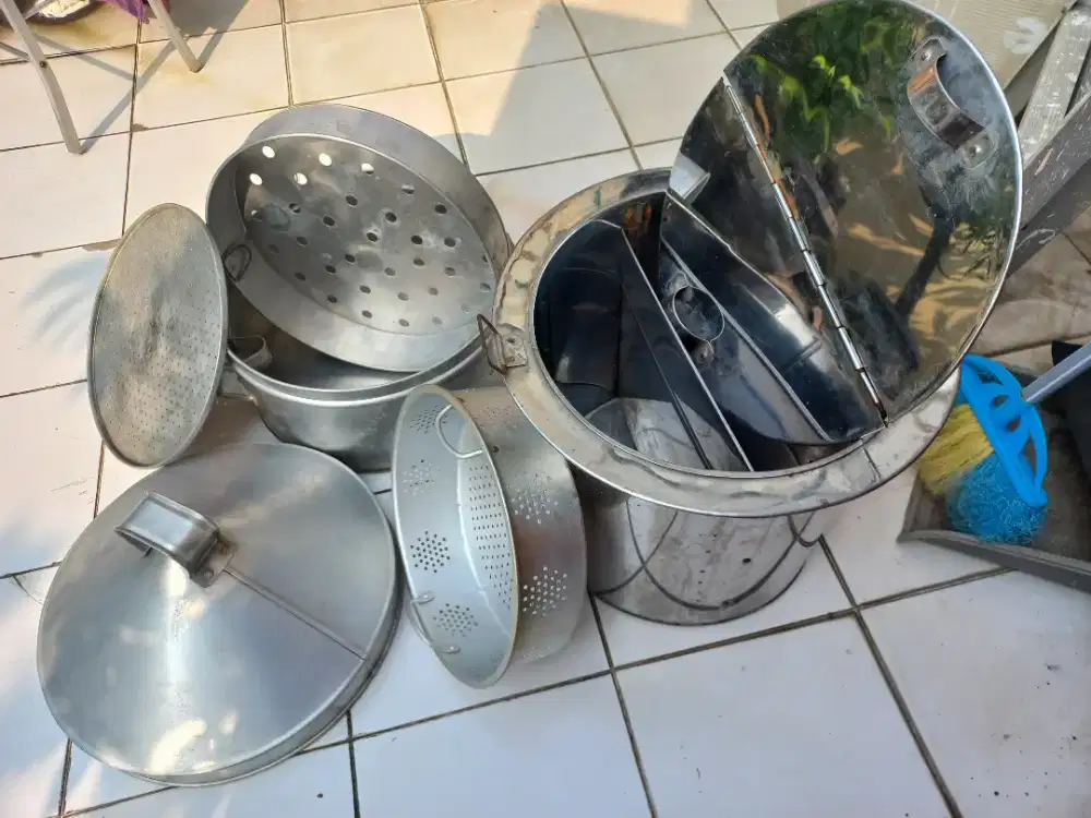 Dandang Soto dan Siomay
