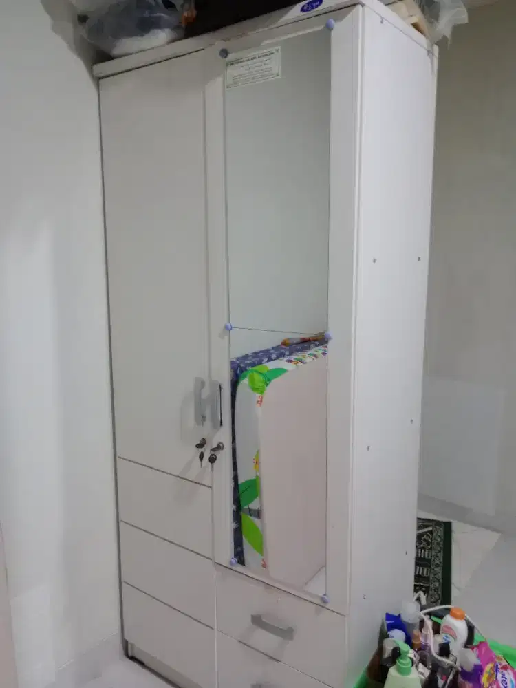 Lemari Pakaian 2pintu Warna Putih