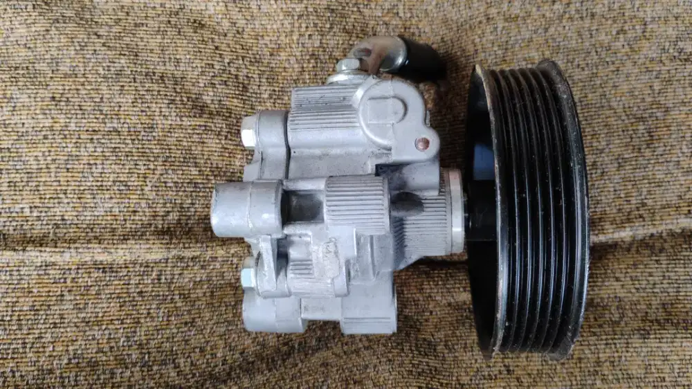pompa PS power steering innova altis