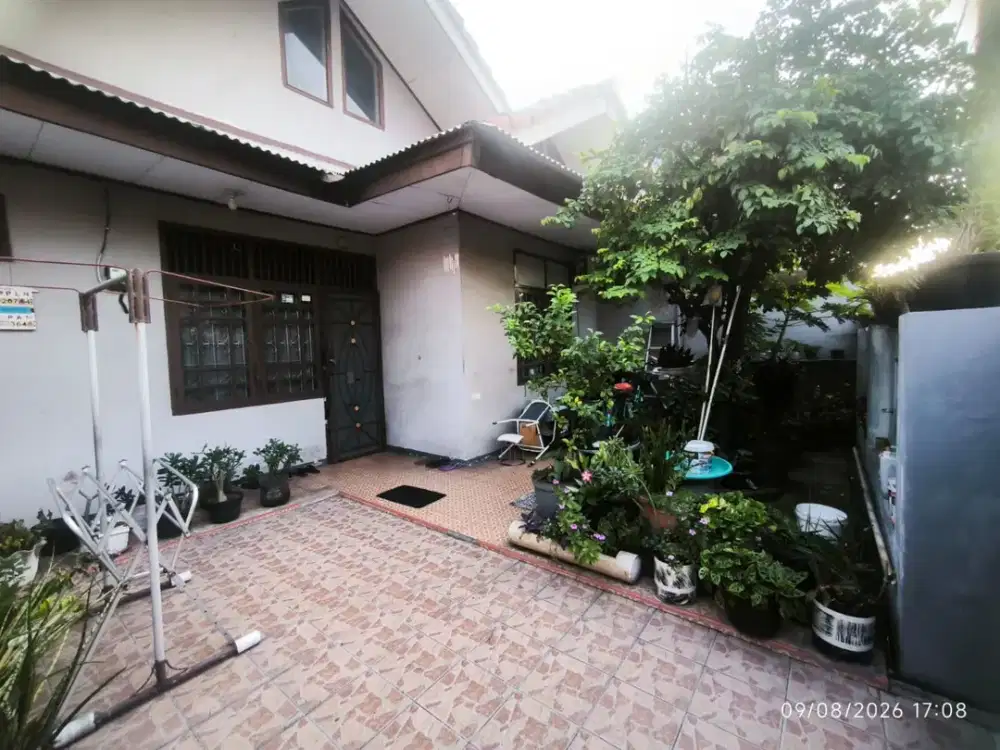 DIJUAL MURAH! Rumah Cantik + Hadap Timur di Permata Harapan Baru Kota Bekasi