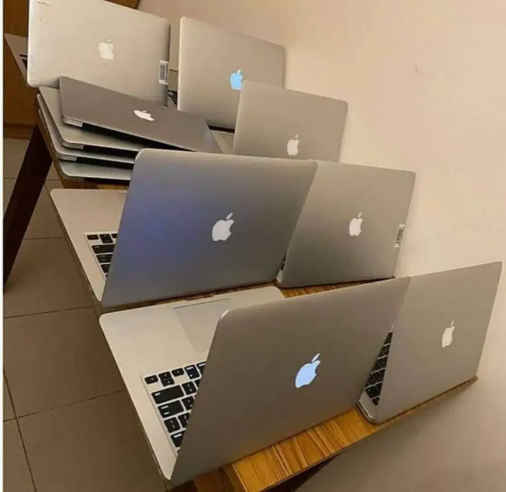 Dibeli mahal Macbook Pro Air M1 M2 M3 M4  M5 Bagus/ Rusak kami terma