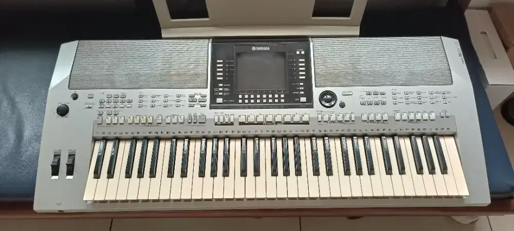 Yamaha PSR S-910