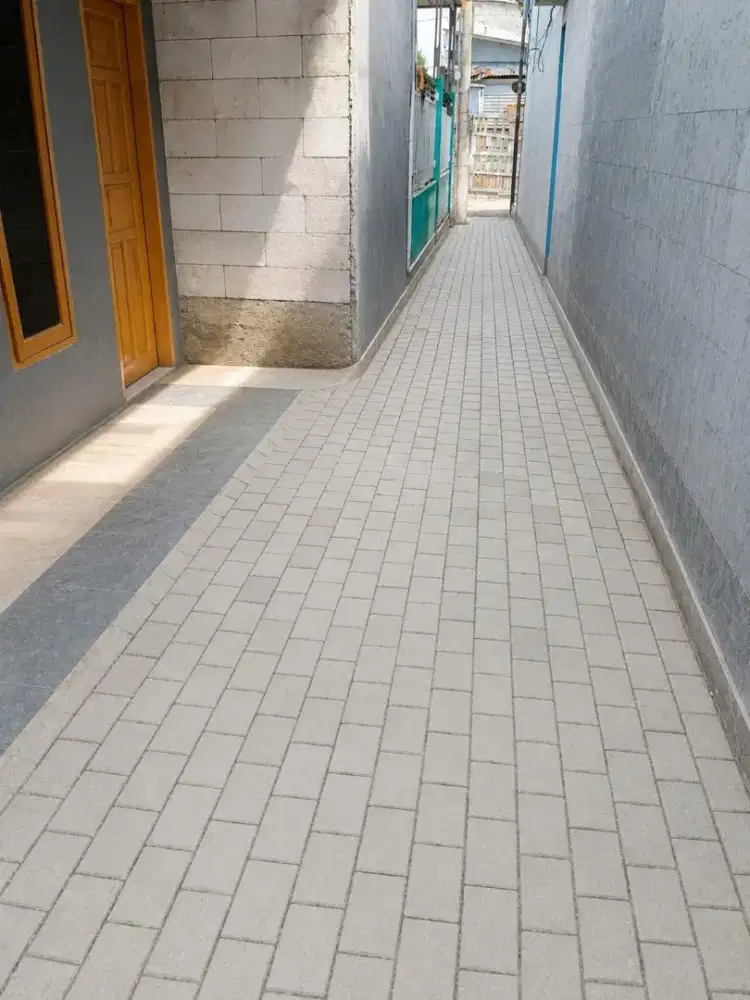 Dijual Cepat/BU Kontrakan 4 pintu daerah Ketapang, Cipondoh, Tangerang