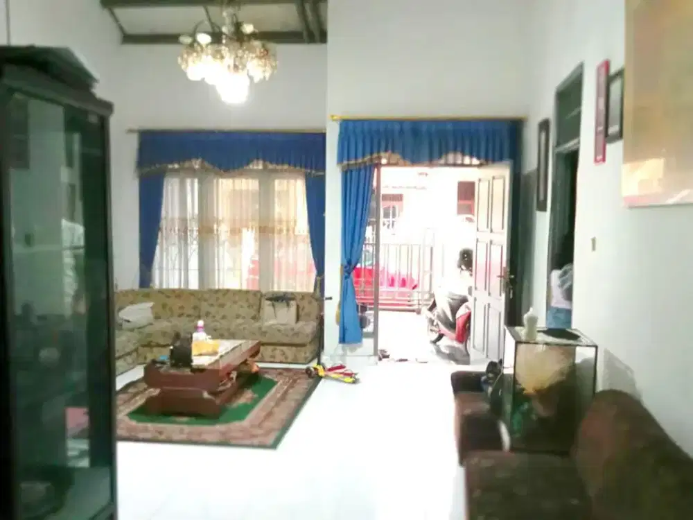 Dijual BU rumah murah di daerah rawamangun , jakarta timur