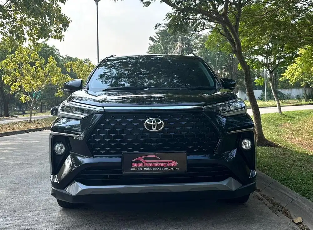 [Dp 25jt] Toyota Veloz Q matic 2023 km rendah 16r seperti baru sekali