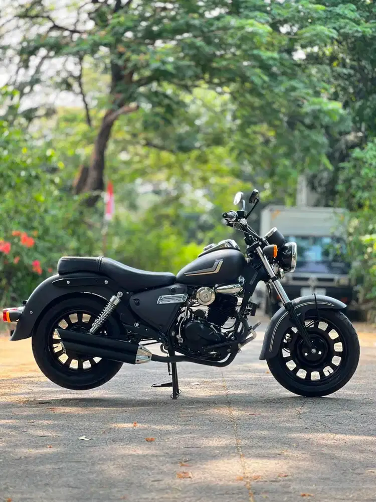BENELLI MOTOBI 200 EFI 2023 HITAM KM 7K PAJAK PANJANG SIAP HARIAN