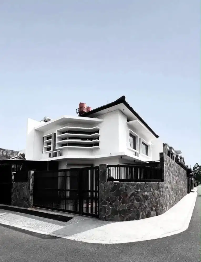 Dijual / sewa rumah hook baru elegant di pasir salam regol Bandung