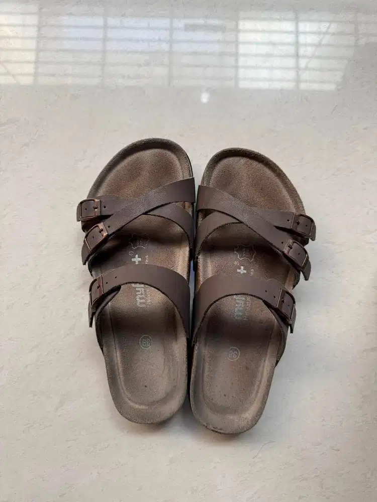 Sandal Myfeet FM