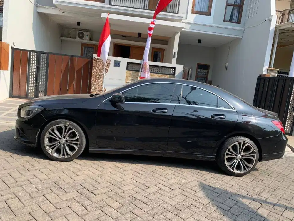 Mercedez Benz 2014 CLA 200 AT (C117) CBU