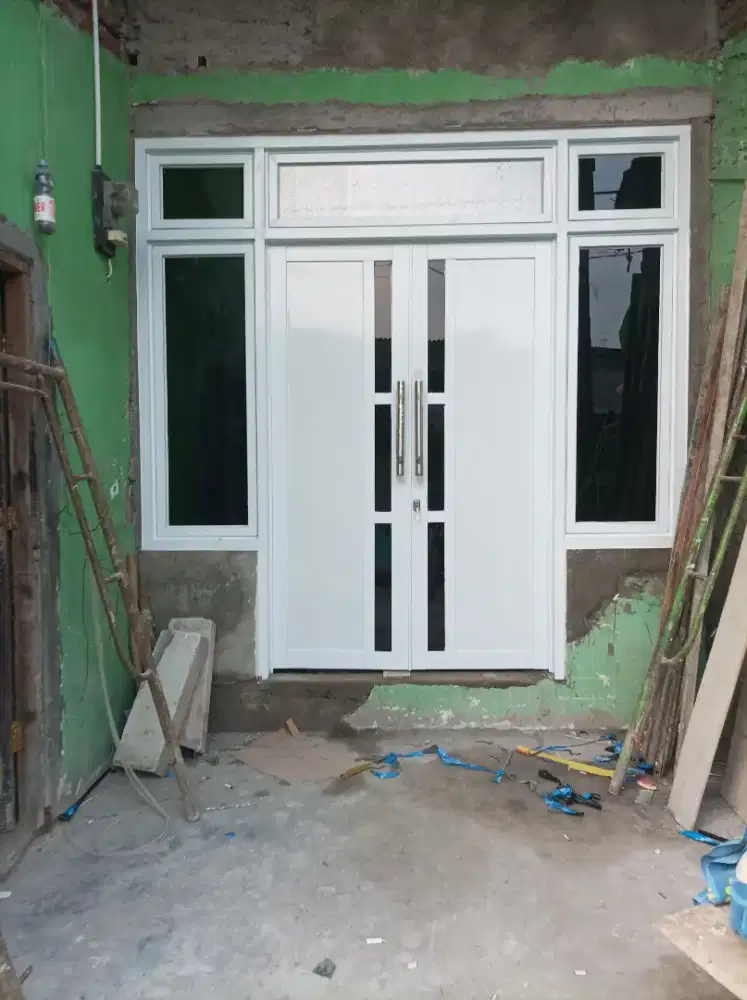 Kusen pintu dan jendela alumunium